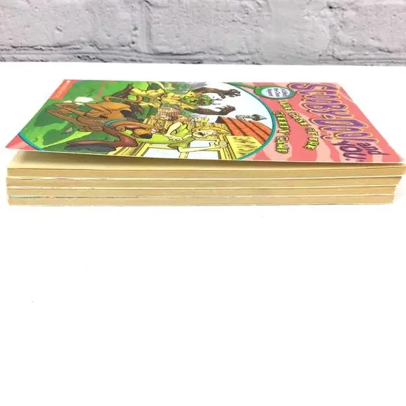 Scooby Doo and You The Case of the Living Doll Four Scholastic Book Bundle - Picture 5 of 16